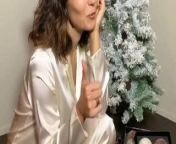 Caterina Balivo decorating a Christmas tree from caterina balivo cum in face