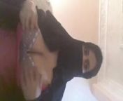 arabe hijab bzezel kber kahba from kahba maroc