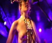 Nipple-slip of girl singer from sania mirza malfunction niple slip slow motion hot video