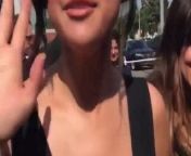 Selena Gomez cleavage in black dress from salena boob clevge