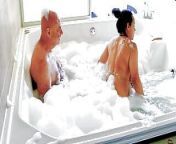 Hot Foamy Jacuzzi Sex with Garabas and Olpr from foniy sex