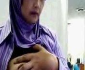 Indonesian house wife yoli with hijab playing boobs from holy yoly leaked