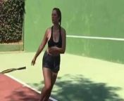 Leila Lowfire beim Tennis from x69xx tenni girls car bikini