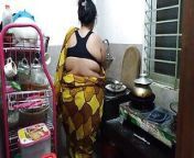 Kitchen Me Saree Pahana Desi Hot Aunty Ki Chudai - (55 Year Old Tamil Aunty Fucks In The Kitchen) from tamil sexy aunty saree