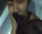 Im Sexurlaub junger Thai Hure in den Mund uriniert from thai hure ludwigshafen