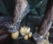 Lady L crush apples with leopard high heels from apple creampie high heels