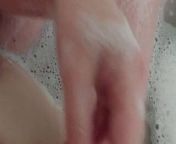 BBW Playing with tits and puss in the bubble bath! from big tits and puss
