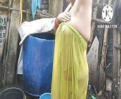 Bathing with cold water topless from indian aunty bath h