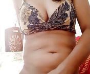 Indonesian sexy aunty big tits and masturbation from sexy ajnty