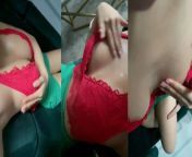 beautiful girls dating Vcs in the living room while plugging in pussy plugs from indonesia vcs viral