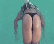 Teodora nedeljkovic skace u bazen from teodora delic