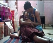 Indian wife hot kissing in lips from bed boob kiss naval press gtab sex