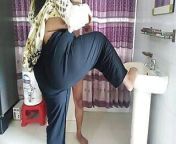 45 Year Old Neighbor Aunty Seduced Me By Seeing Her Big Ass While Combing Her Hair - Indian Desi Sex (Bbw) from indian desi salwar aunty ass mallu anty sex photos com