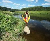 Color Fans on Boulder in Volga River from volga videos with nudity