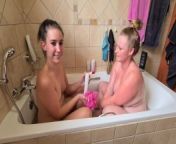 Washing my friend in the bathtub | lesbians kissing and boob rubbing from naked fat girl