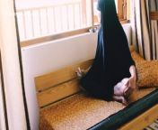 Crazy BBW Arab Hijabed Amateur Girl Loves To Smoke Showing Tight Ass from hijabi चूसना