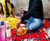 Desi bhabhi drinking a daru and doing sex indevar from 17 girl kissing indian village aunty
