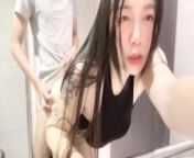 台灣外流火車上的廁所野戰！swag daisybaby Taiwan real chat up sex in train public toilet from srfg
