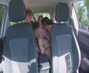 Uber Driver gets Ride of Life!!! THREESOME in the Car - DOUBLE CREAMPIE and SHAKING SQUIRTING ORGASM from tapxi